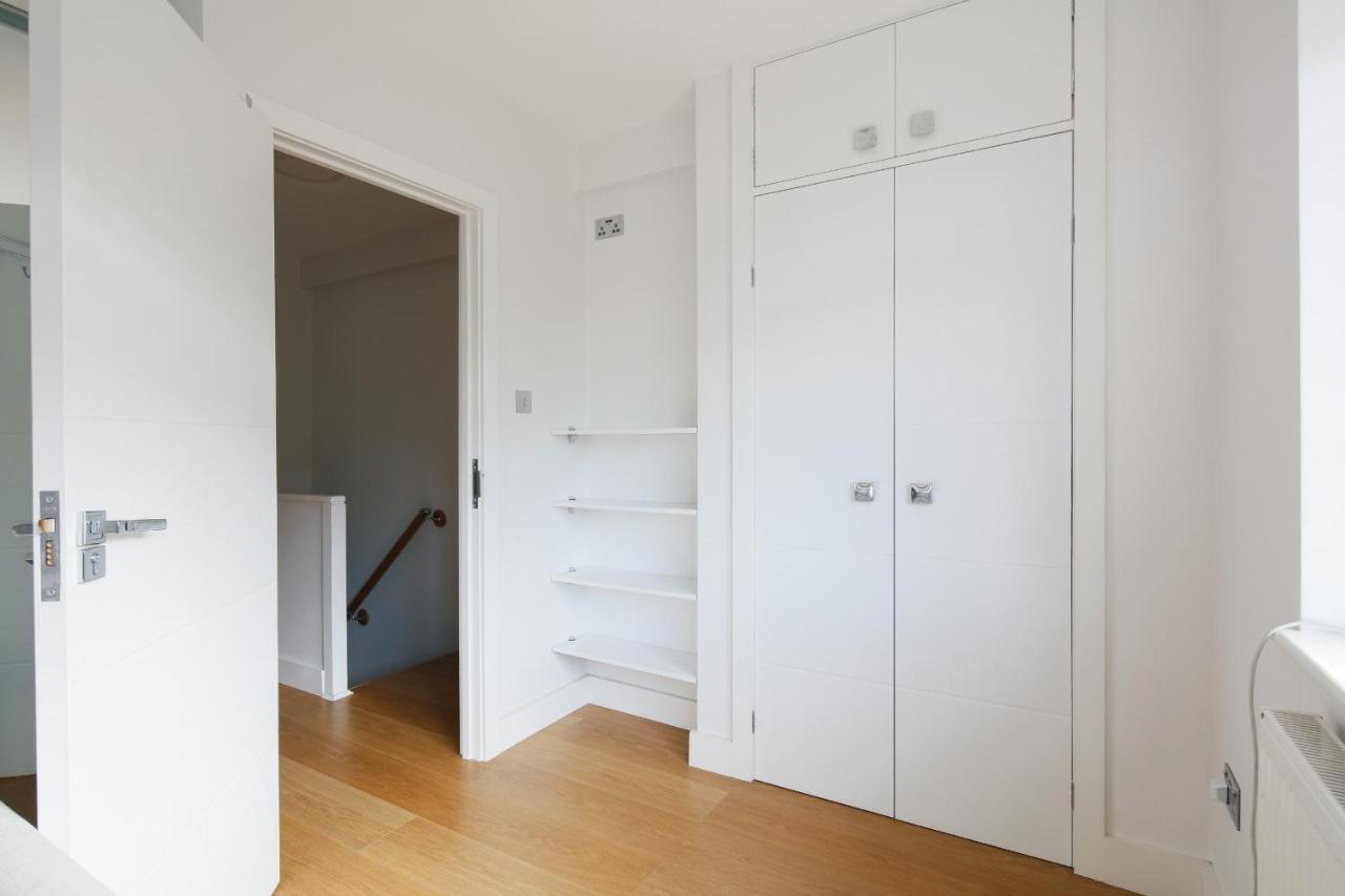 Bright & Welcoming Garden Flat Sleeps 6 In Style Appartement *