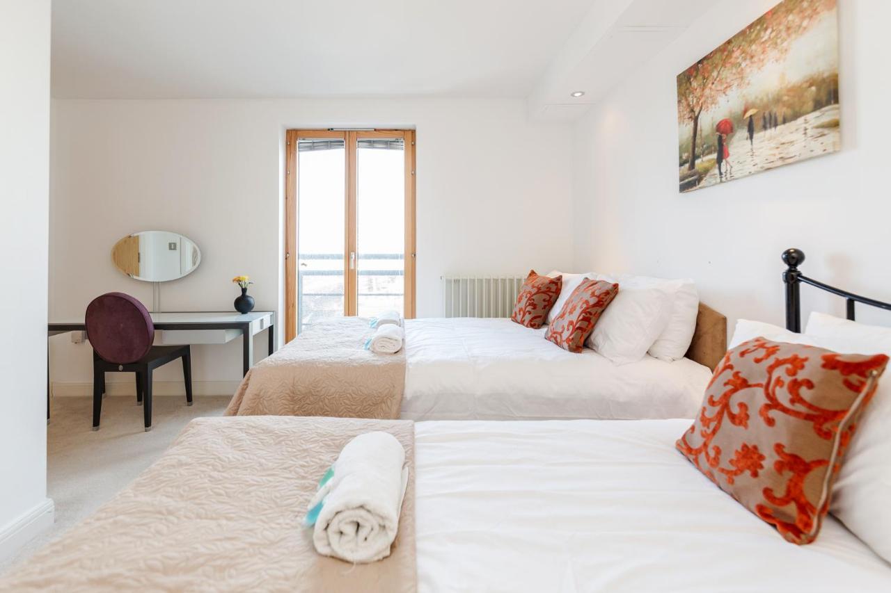 Premium Excel 3&2 Bedrooms * London