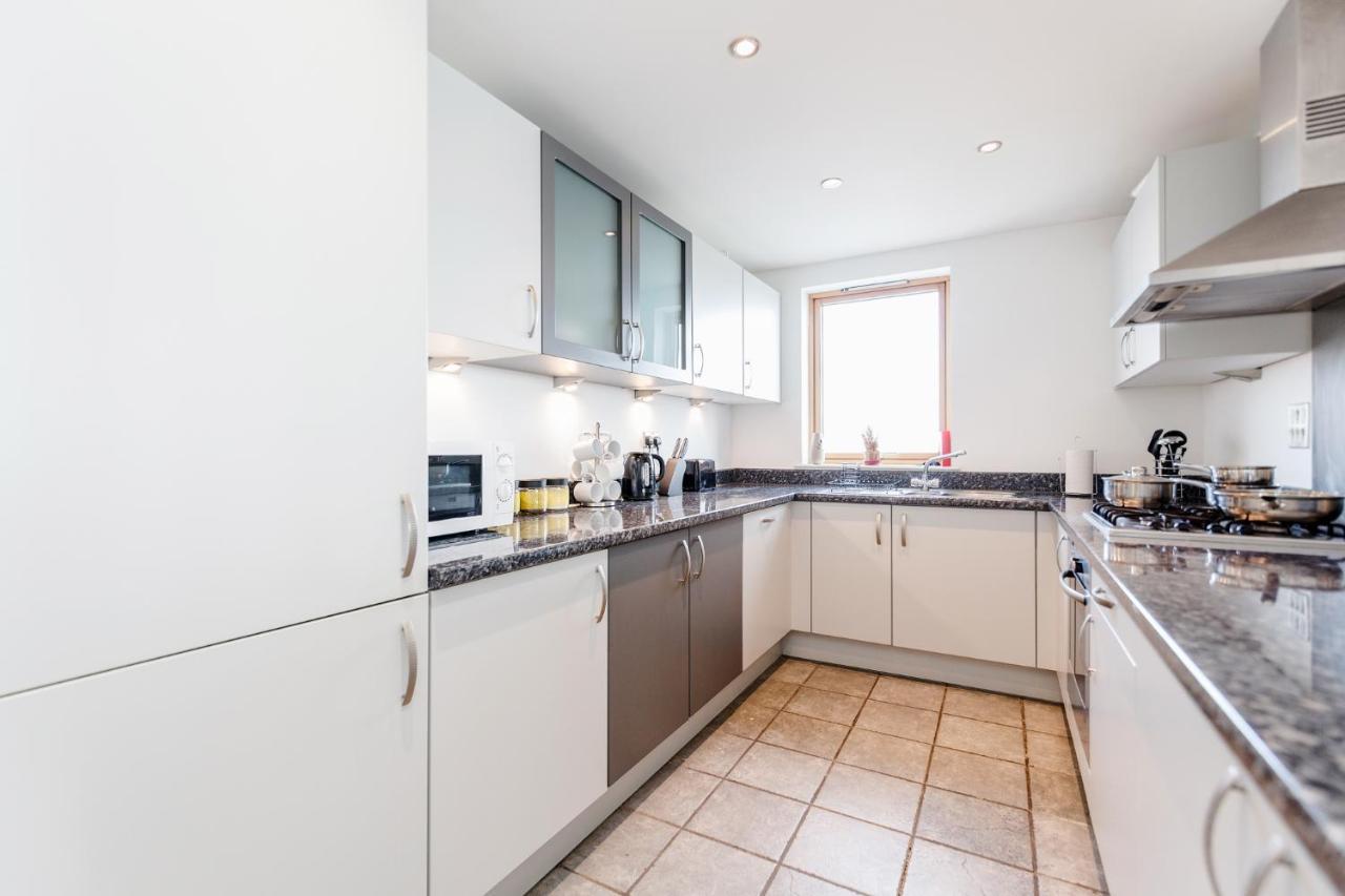 Apartment Premium Excel 3&2 Bedrooms London