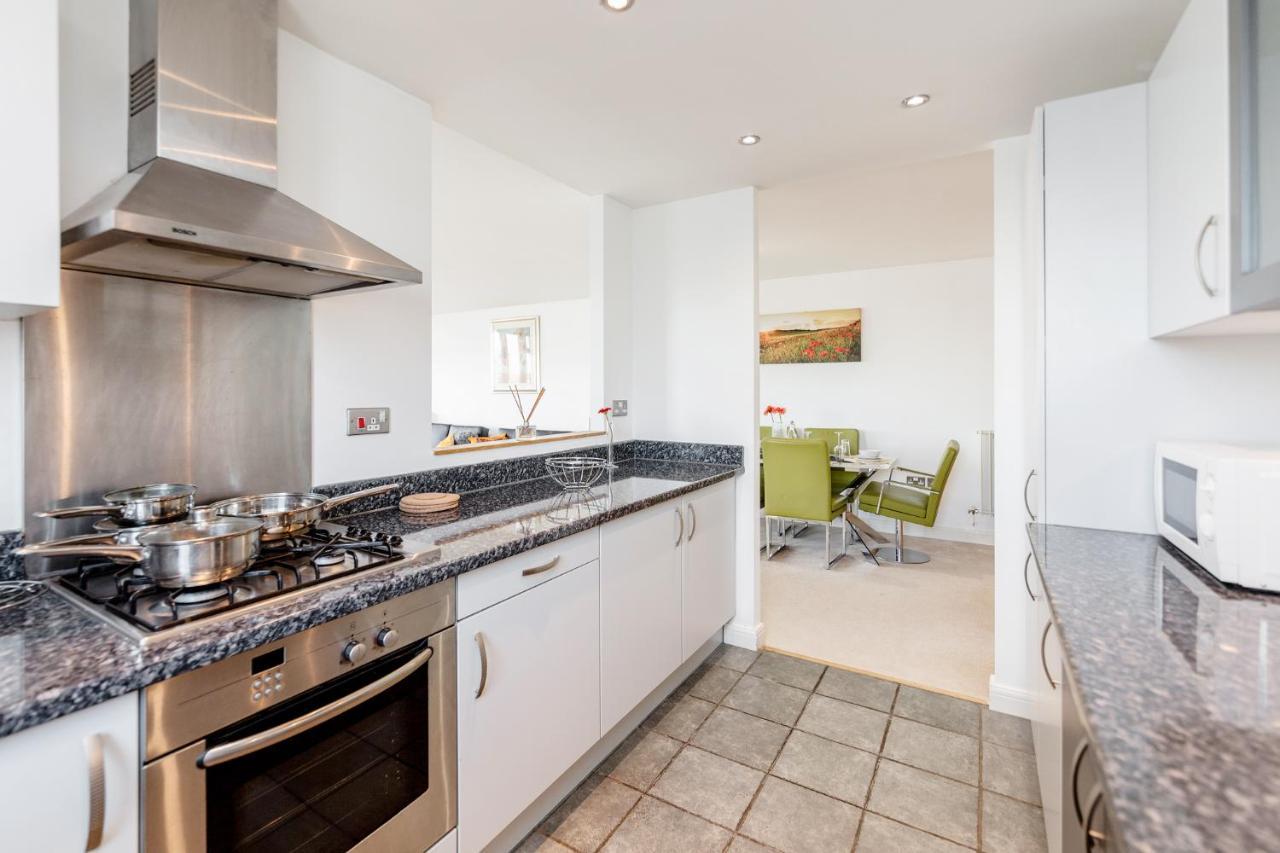 Apartment Premium Excel 3&2 Bedrooms London
