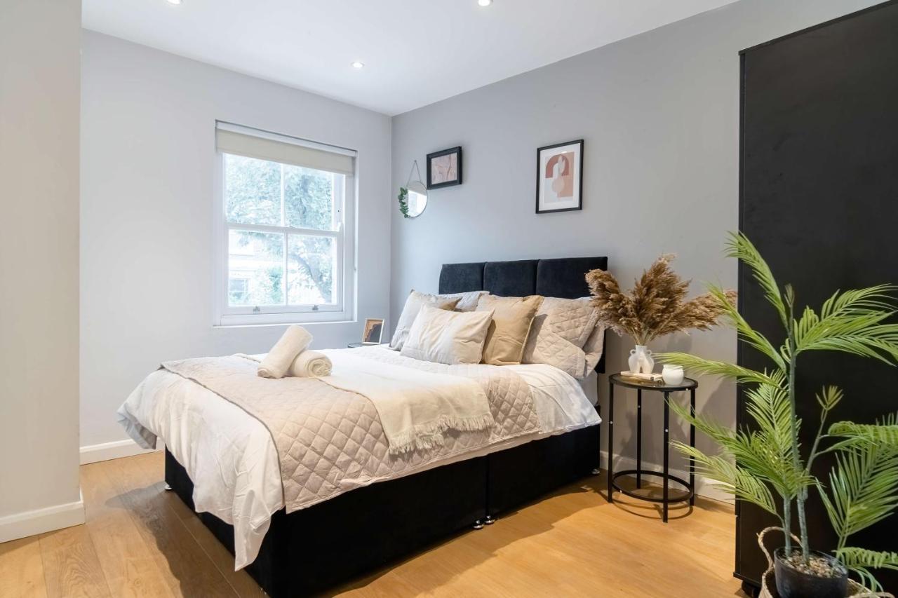 Ferienhaus Stunning Camden House With Private Terrace & Free Parking *