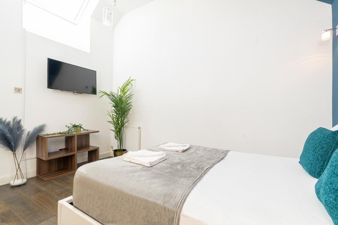 Apartment At Piccadilly London