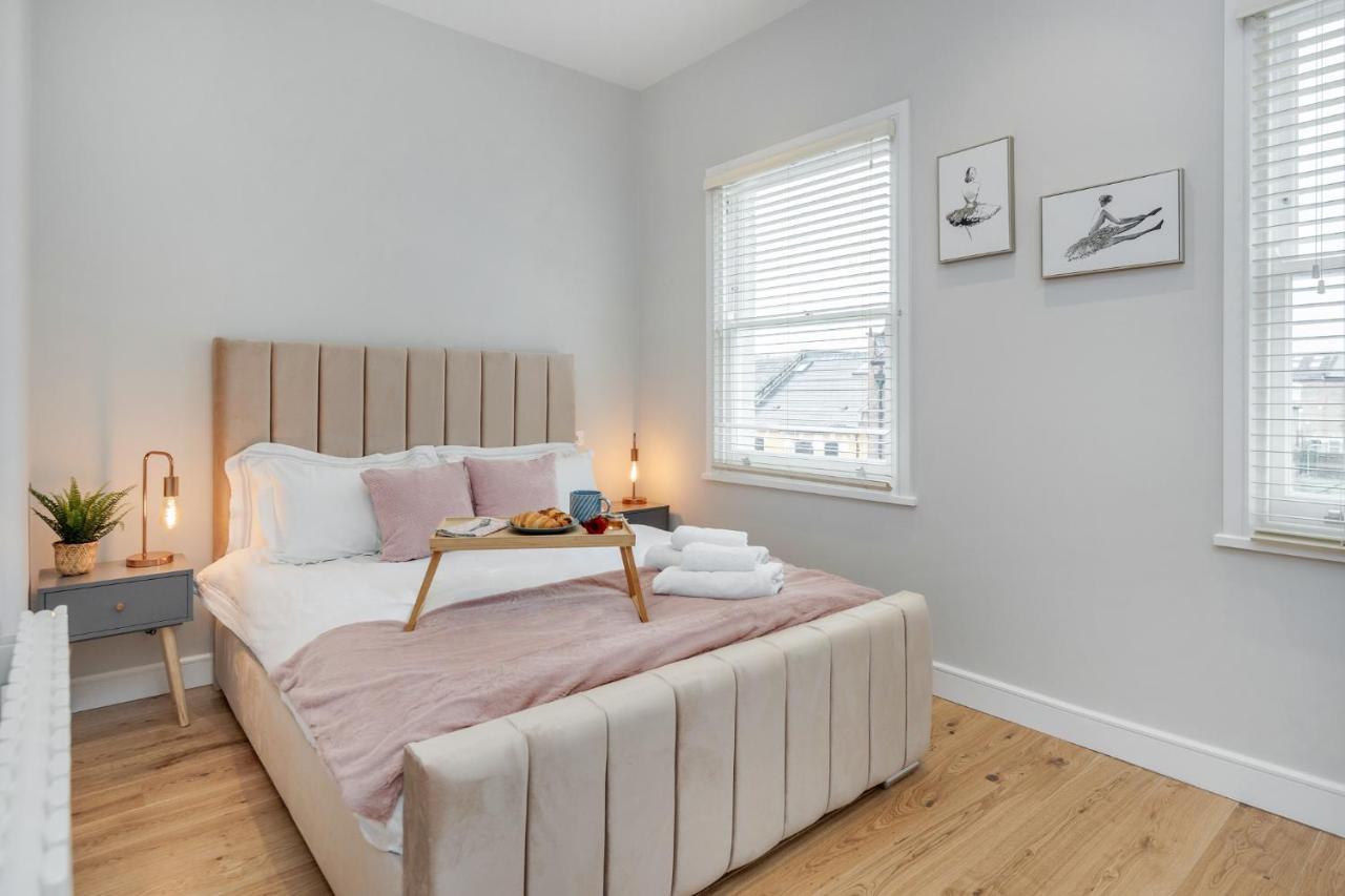 Beautiful 2 Bedrooms Split Level Fulham * Londres
