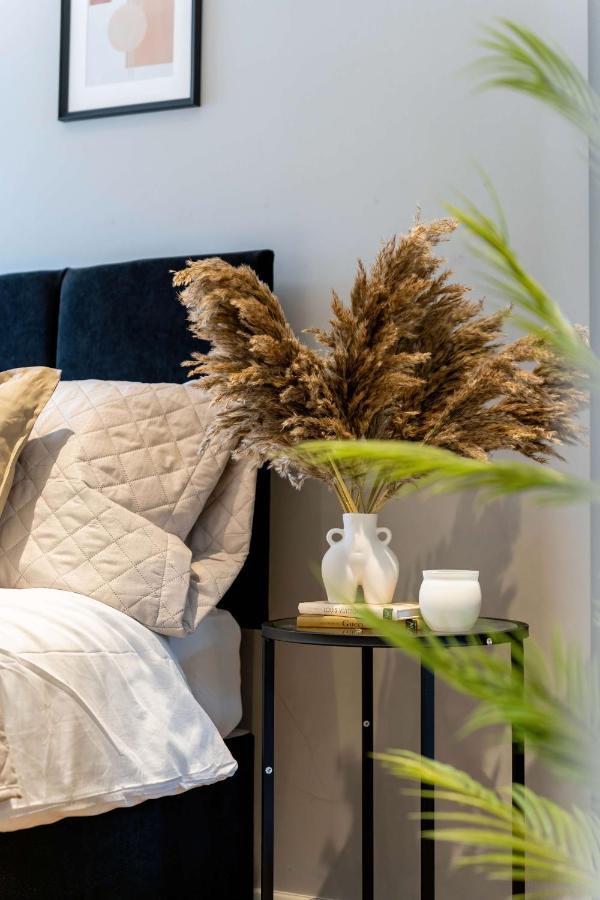 Stunning Camden House With Private Terrace & Free Parking Ferienhaus