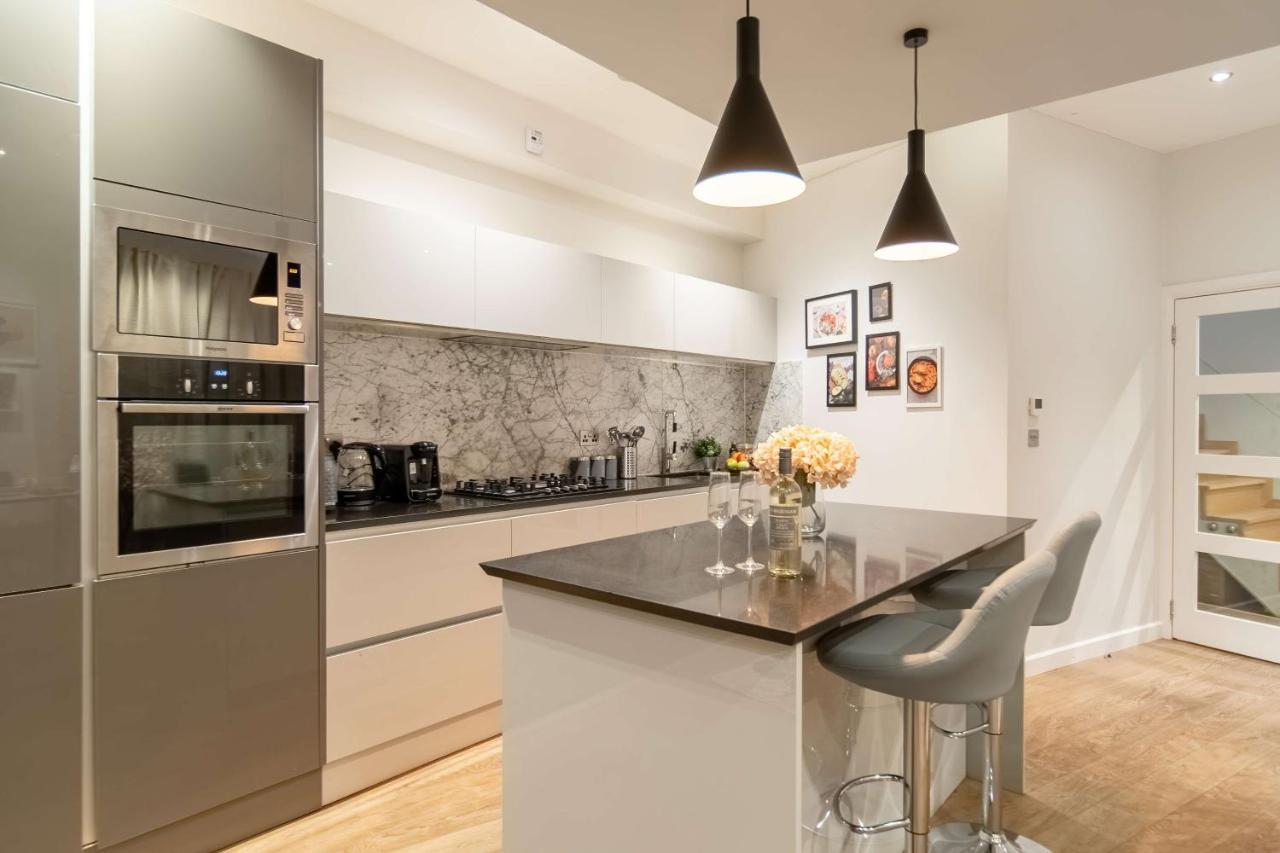 Ferienhaus Stunning Camden House With Private Terrace & Free Parking London