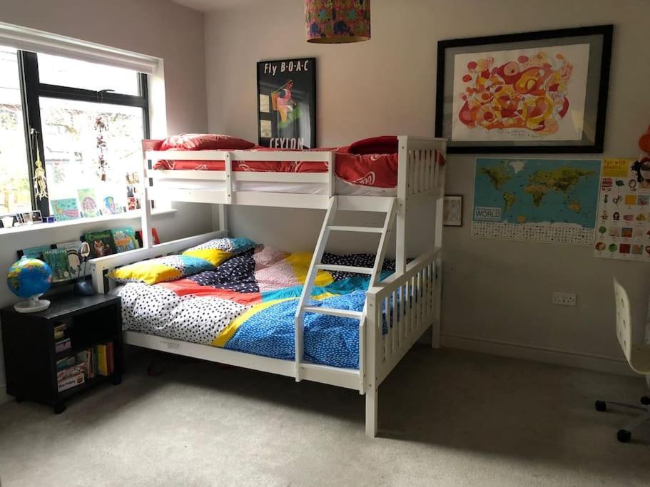 Large, Modern, Light, Open Plan Designer House * Londen