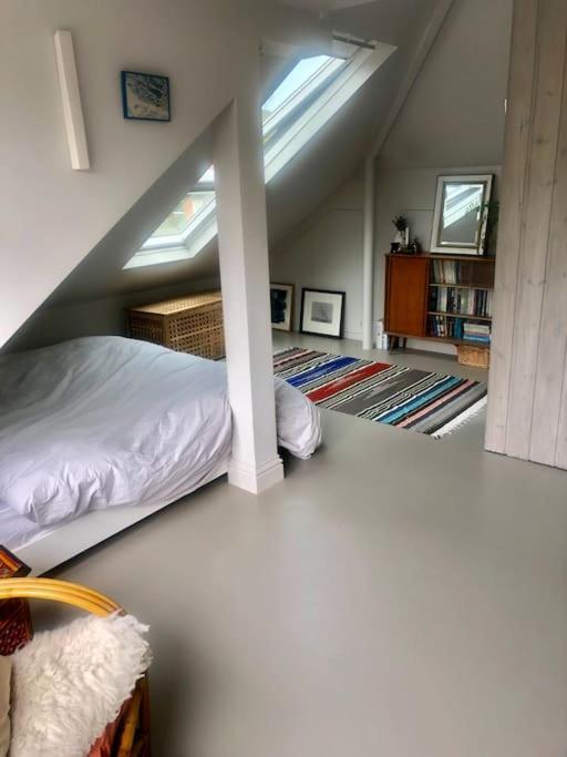 Vakantiehuis Large, Modern, Light, Open Plan Designer House