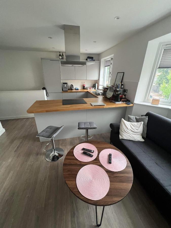 Apartment West *