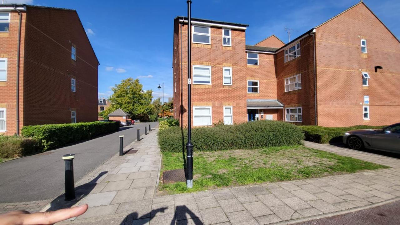 Stylish 1 Bedroom Close To Tooting Bec Station