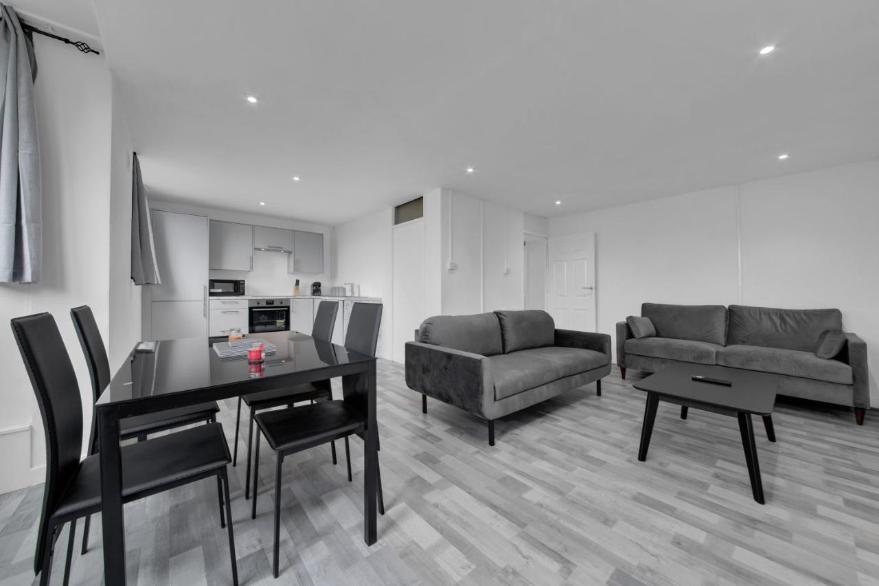 By Rehoboth - Overcomers- Deptford Apartment London