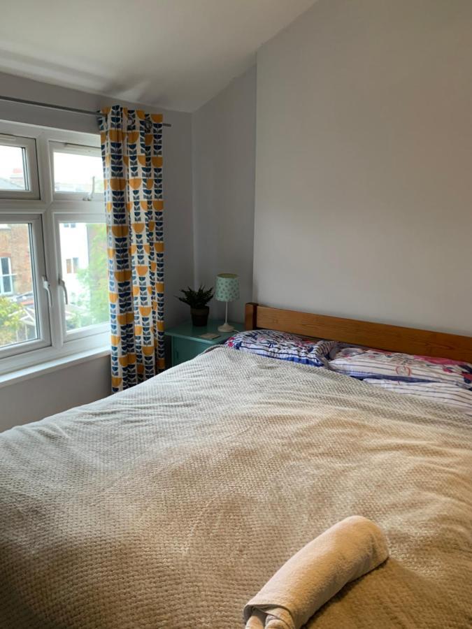 Holiday home Cosy 6 Bedroom House *