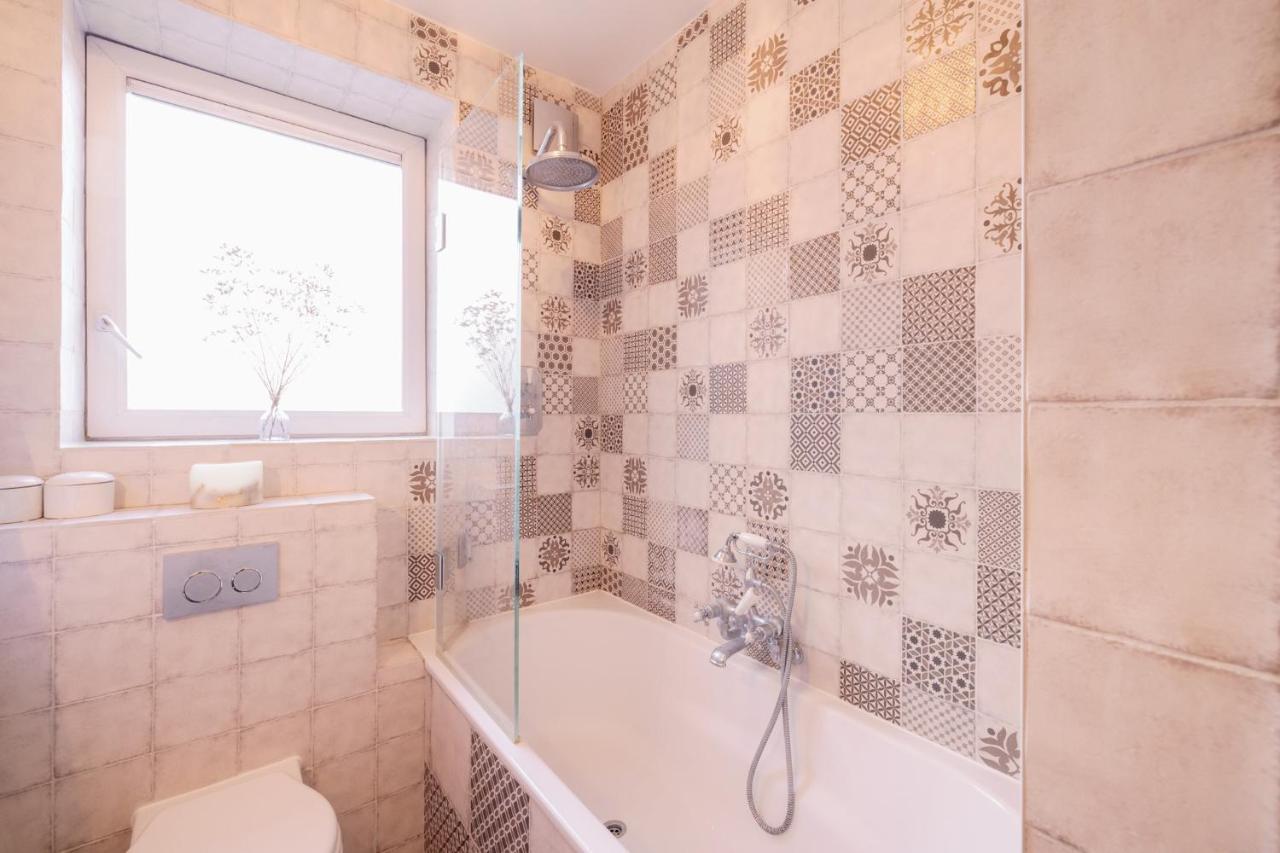 Pass The Keys Stylish In The Heart Of Clerkenwell * London