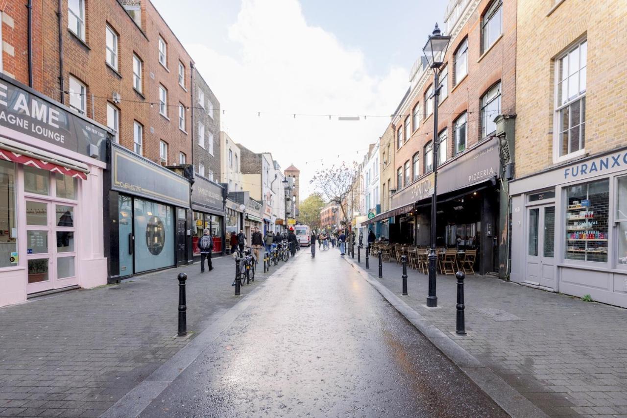 Pass The Keys Stylish In The Heart Of Clerkenwell Apartment *