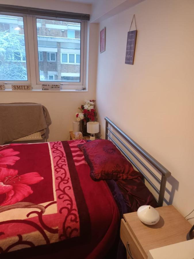 Homestay A For Male To Share With Another Male Adult London