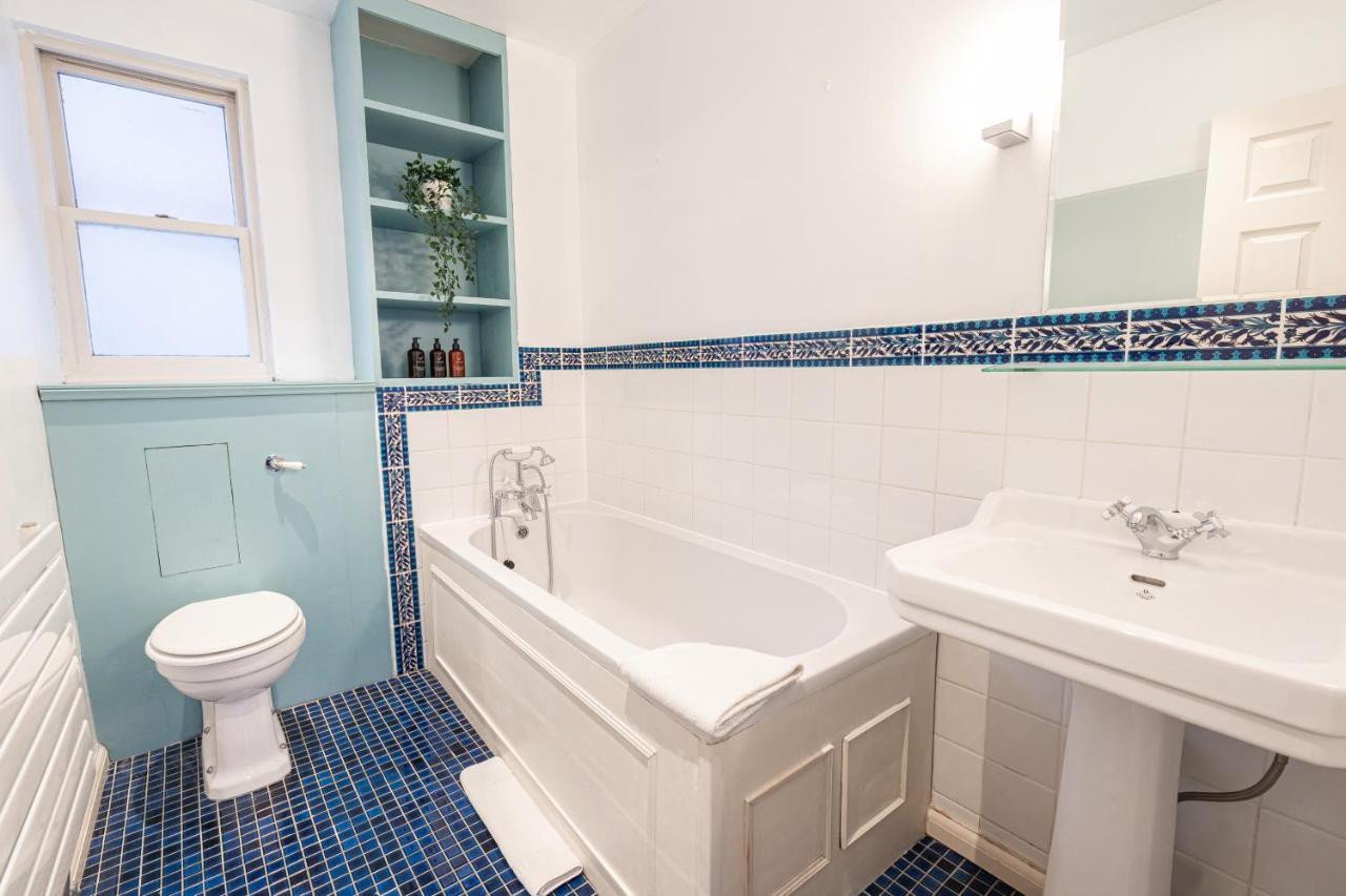 Apartment At Piccadilly London