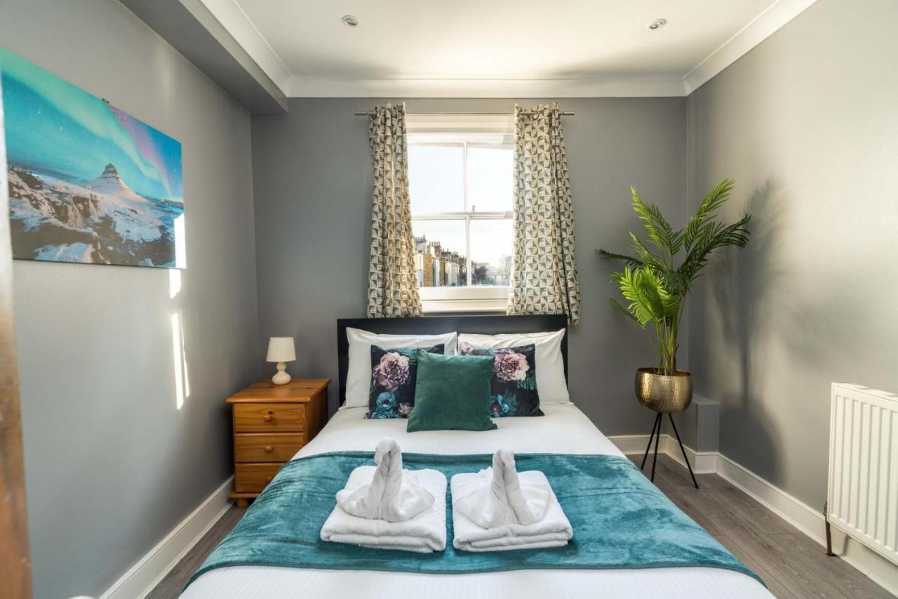 Immaculate 3bd House In Parson Green Fulham
