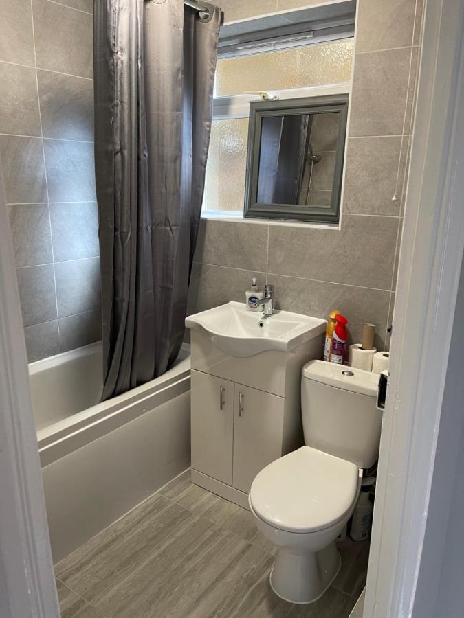 Entire Lovely 2 Bedroom With Private Garden & Free Street Parking Londres