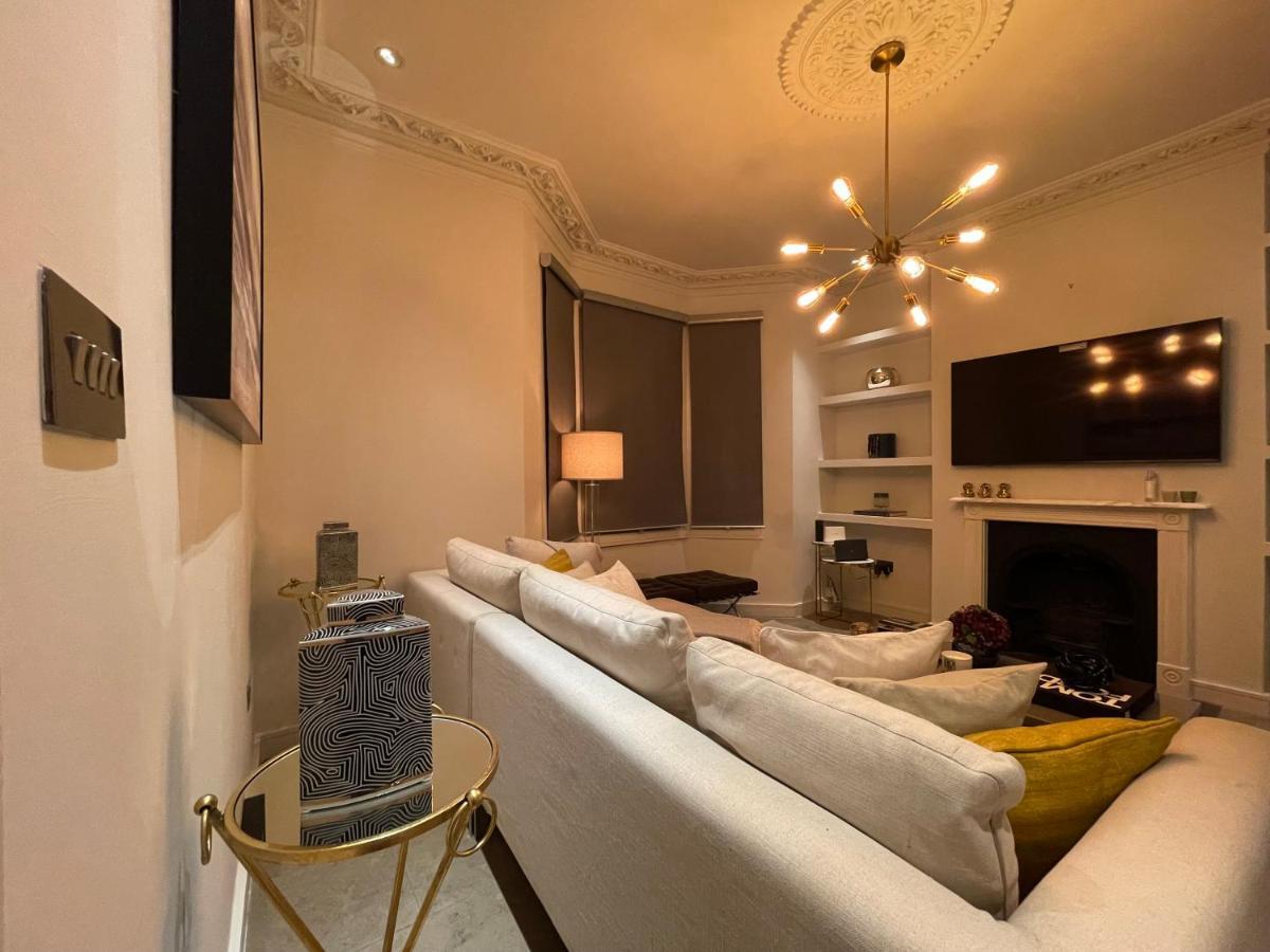 Spacious 4br, 2ba Vakantiehuis Londen