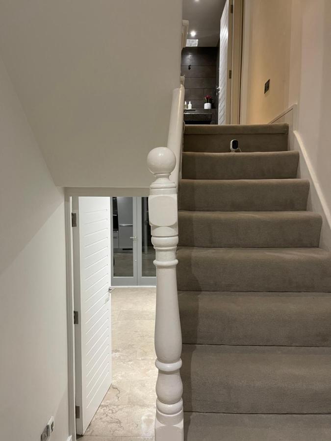 Vakantiehuis Spacious 4br, 2ba Londen