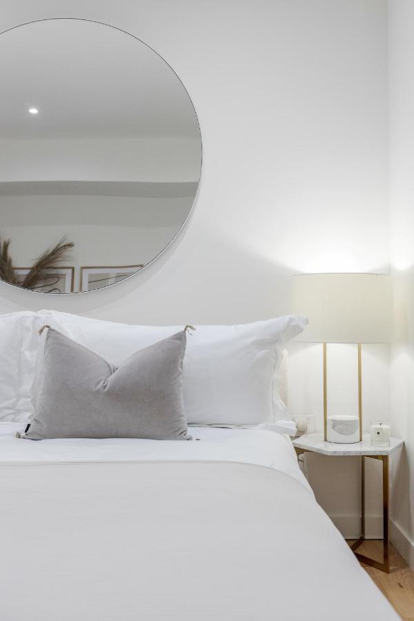 Luxury Mayfair Townhouse With Ac 3br 3ba