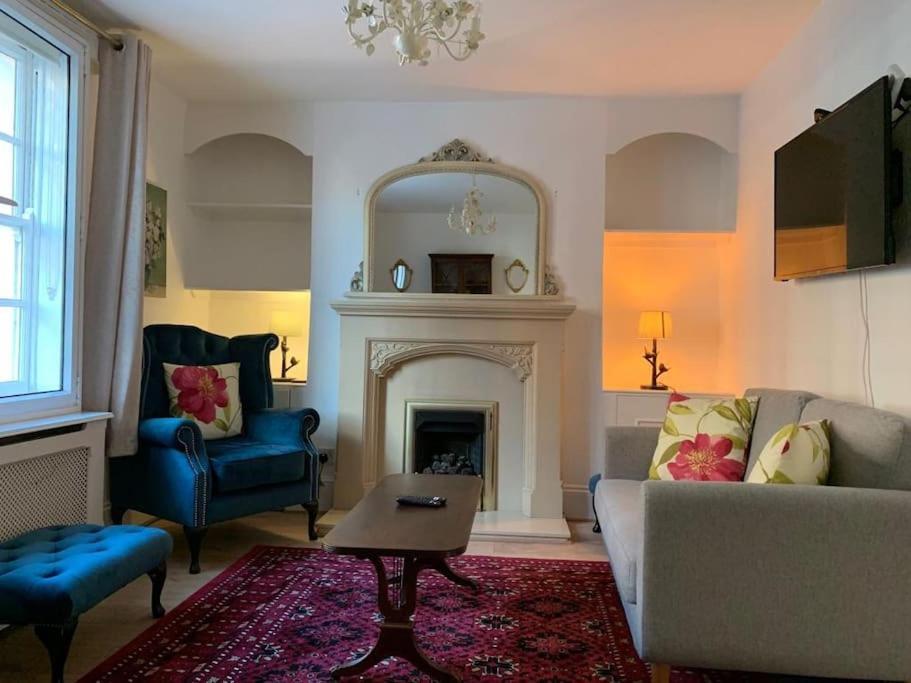 A Stunning 3 Bedroom House Holiday home *