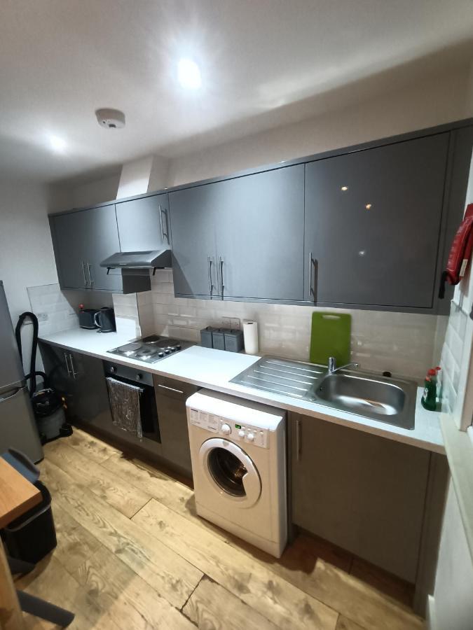 Lovely 2 Bedroom Serviced In Apartamento Londres