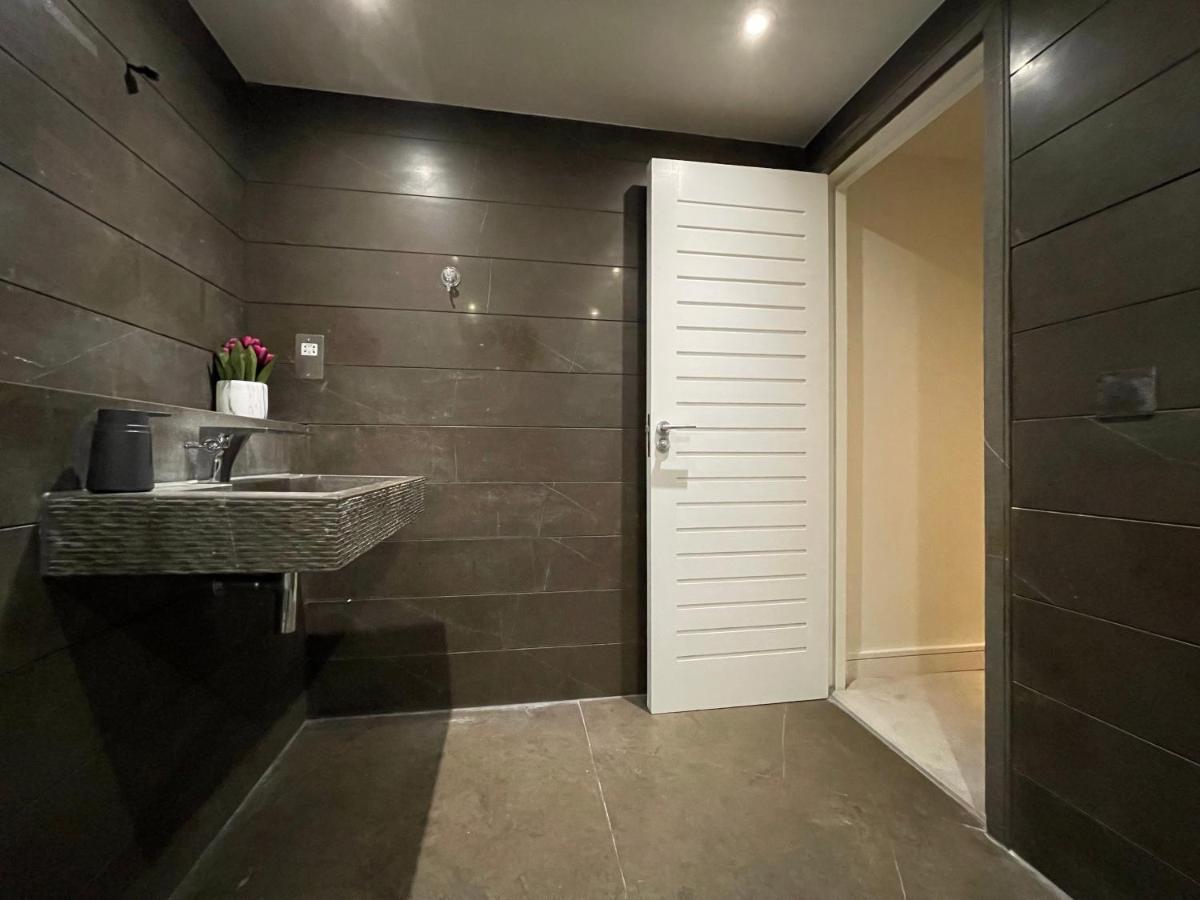 Vakantiehuis Spacious 4br, 2ba *