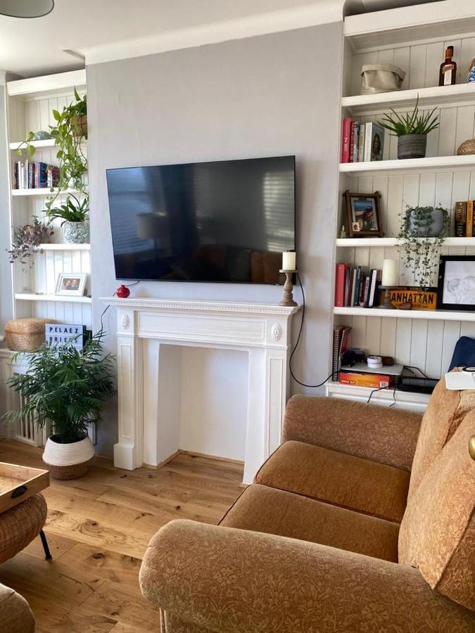Cosy Single Bedroom In Crouch End