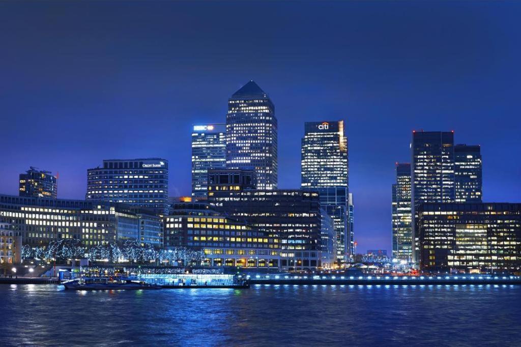 Luxury 3bed 3bath Royal Wharf Excel Newham Londen