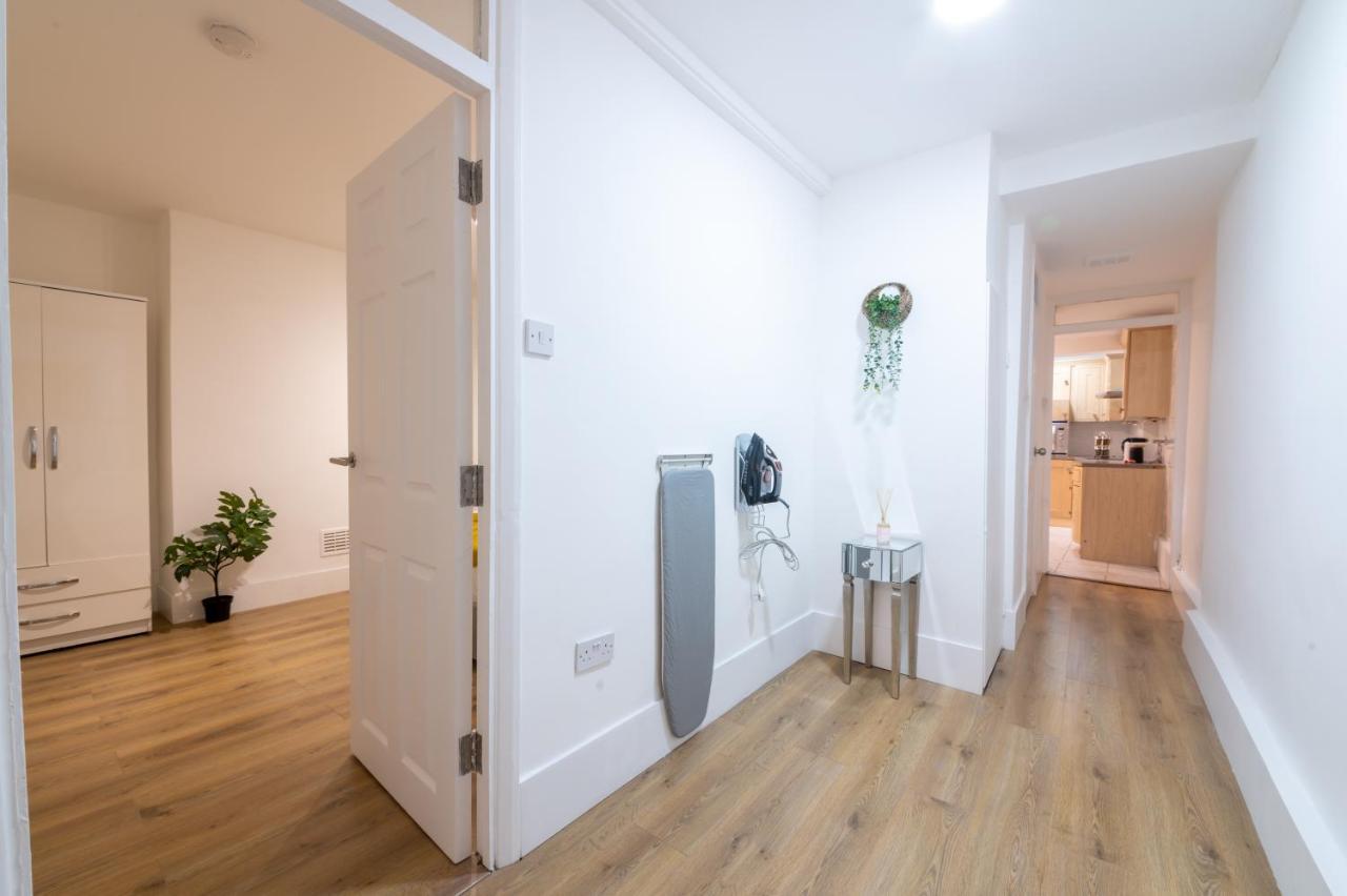 Stylish 2 Bedrooms Little Venice - 44 * Londen