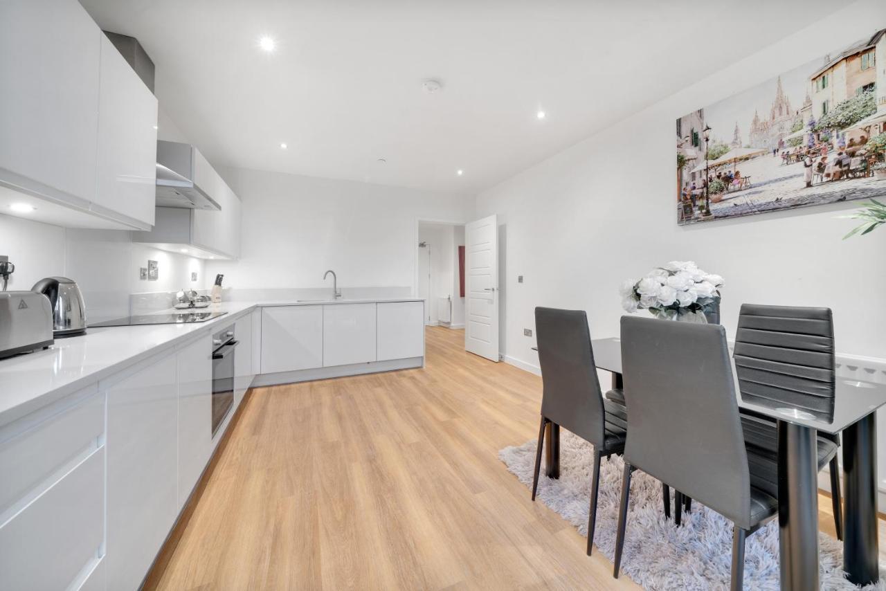 Luxury 3bed 3bath Royal Wharf Excel Newham Appartement