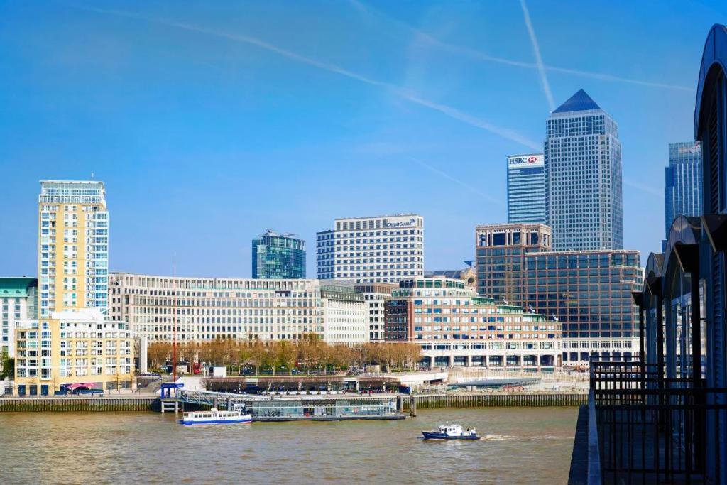 Luxury 3bed 3bath Royal Wharf Excel Newham * Londen