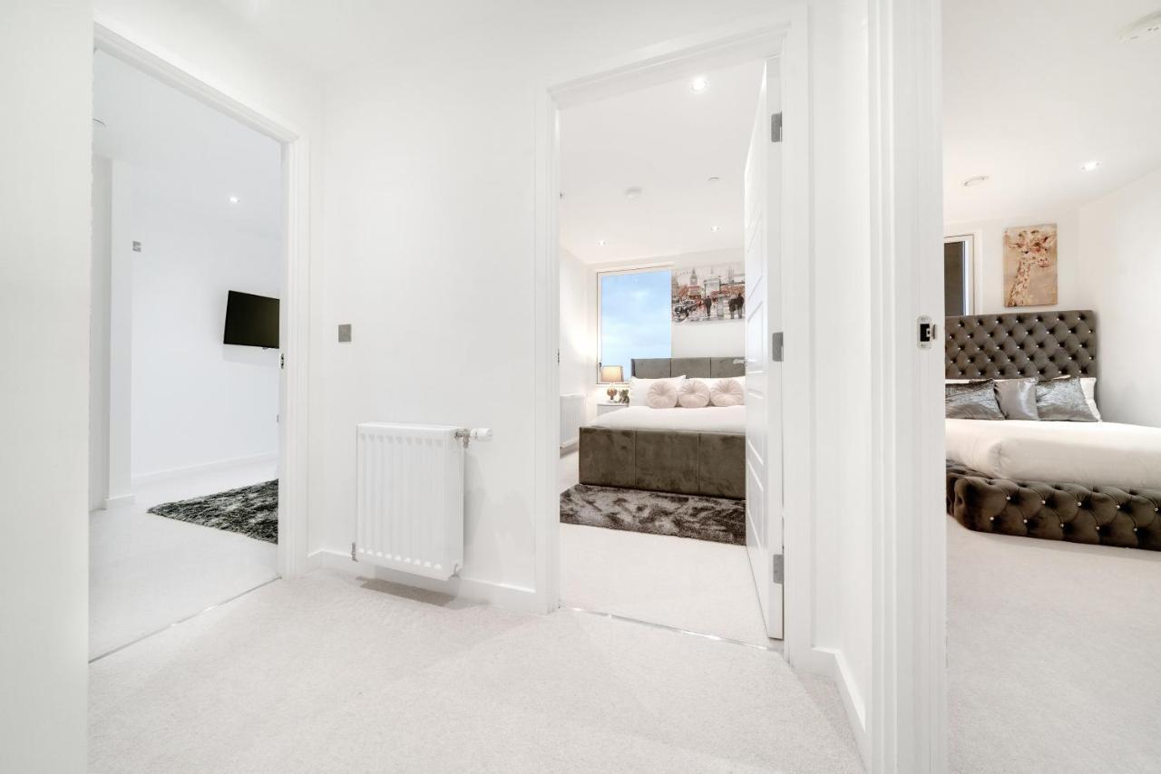 Luxury 3bed 3bath Royal Wharf Excel Newham Londen