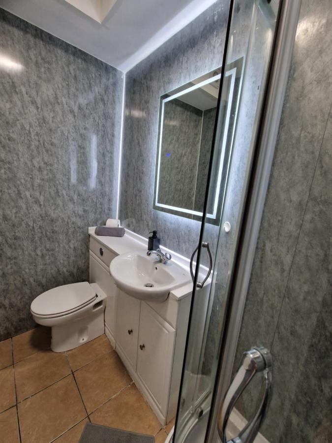 Habitación en casa particular Affordable In Shared Flat, Bridge Londres