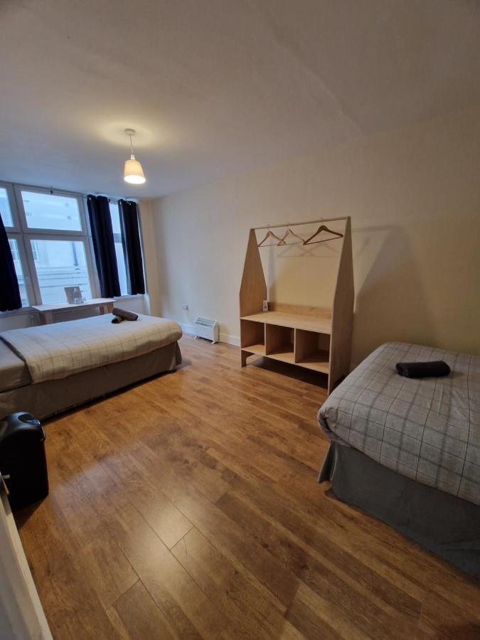 Habitación en casa particular Affordable In Shared Flat, Bridge *