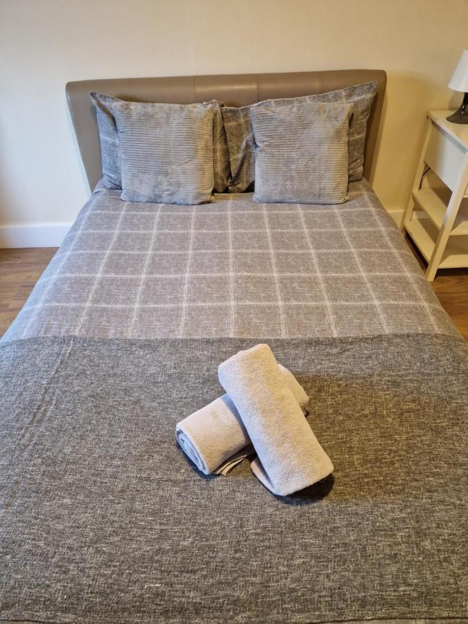 Affordable In Shared Flat, Bridge Londres