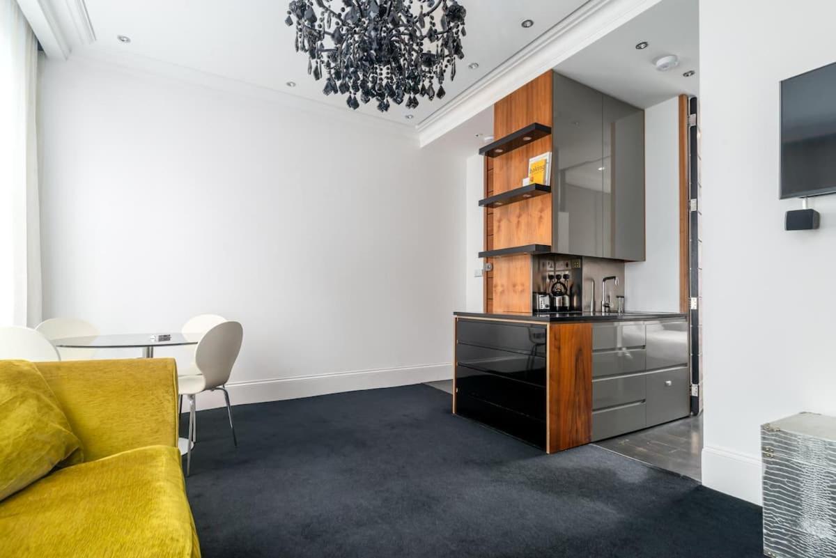 Award-winning Designer Apartment *