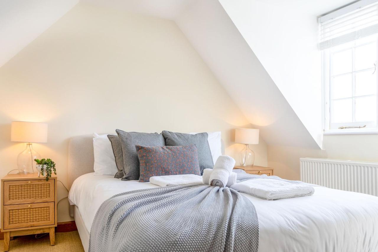 Apartment A North Retreat Cottage, 3 Bed With Garden London