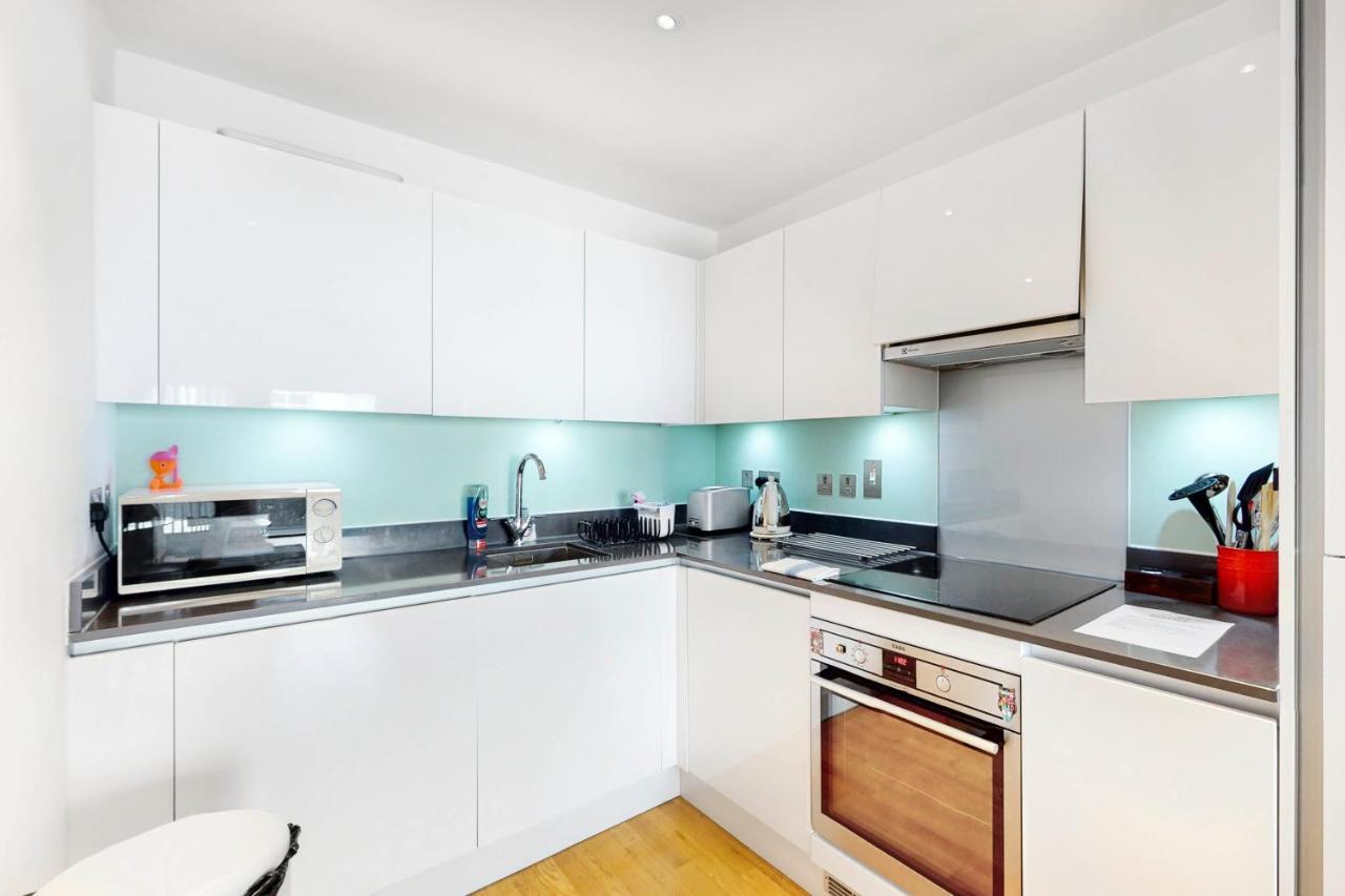 Lovely 1 Bed In Streatham Apartamento *