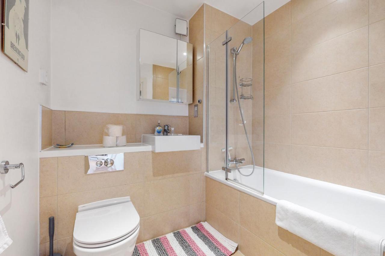 Lovely 1 Bed In Streatham Apartamento Londres