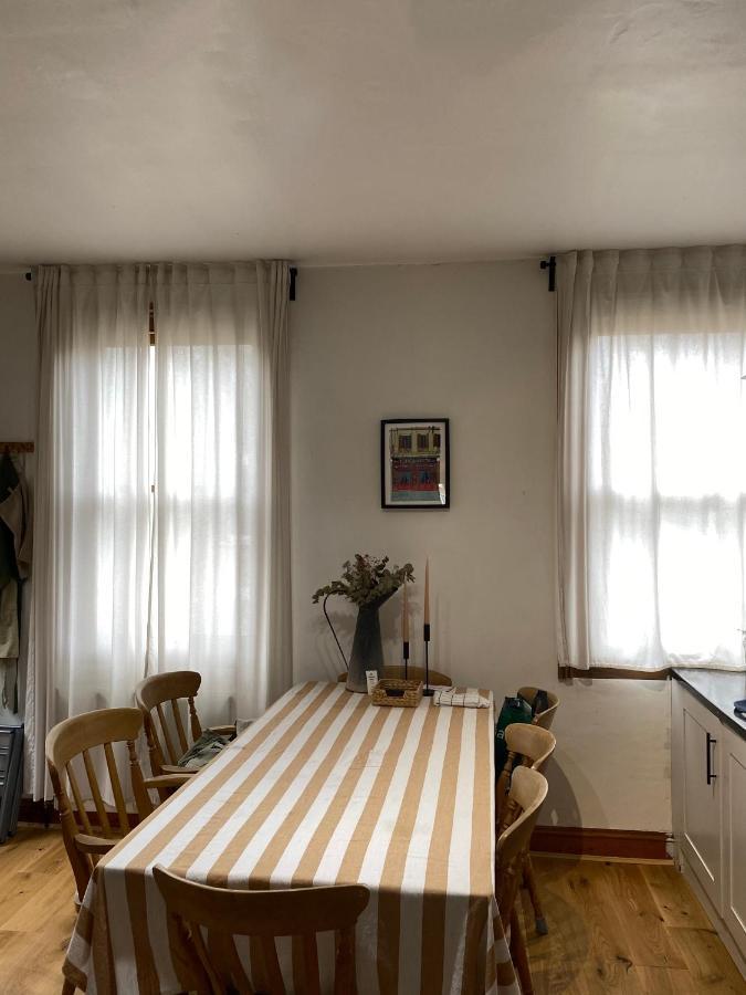 Cosy Single Bedroom In Crouch End Homestay London