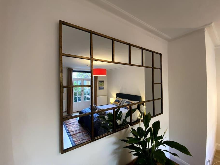 Spacious 2 Bedroom In Maida Vale Apartment London