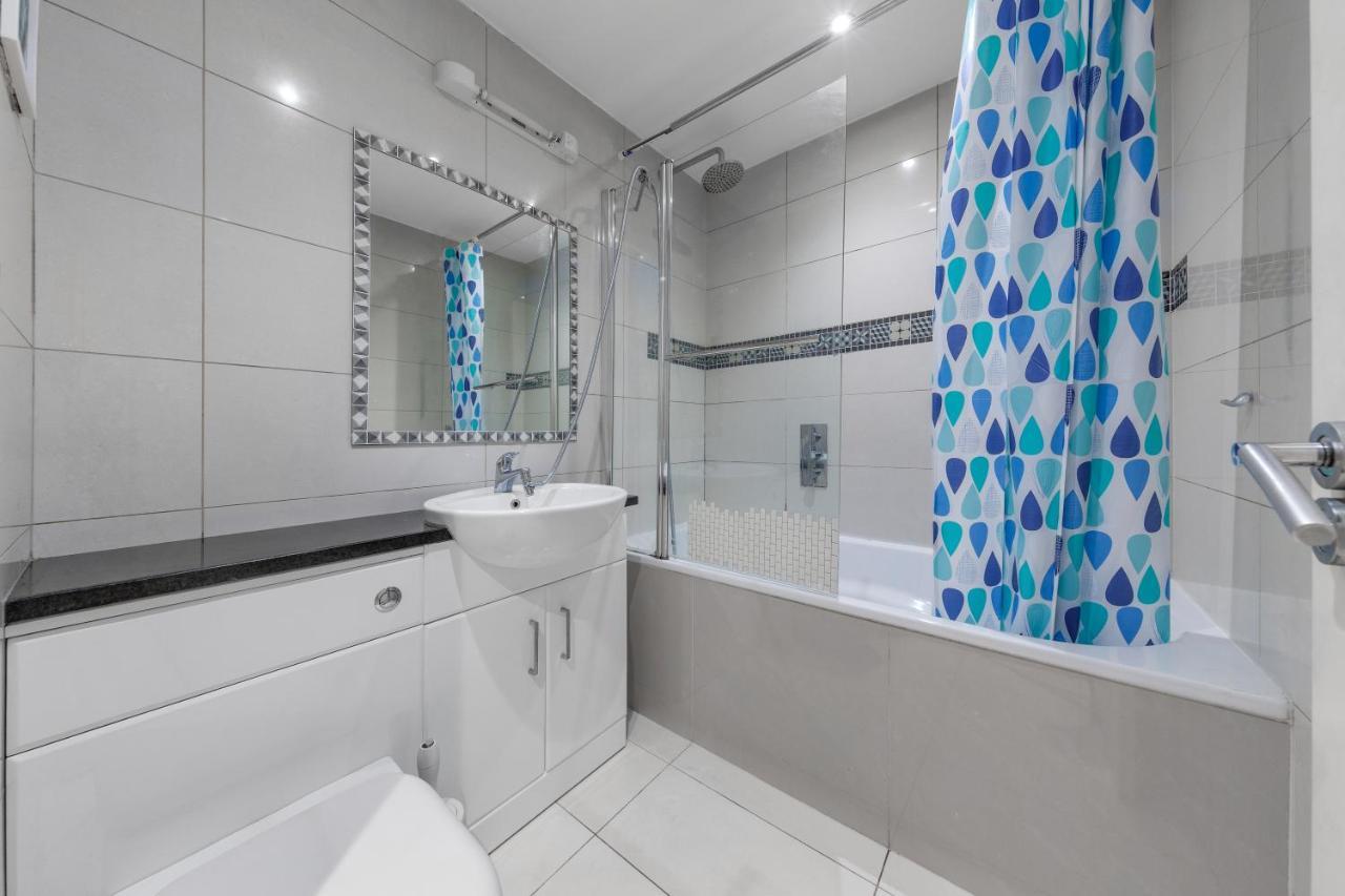 Apartamento Elegant And Chic 2-bedroom Basement In Paddington Londres