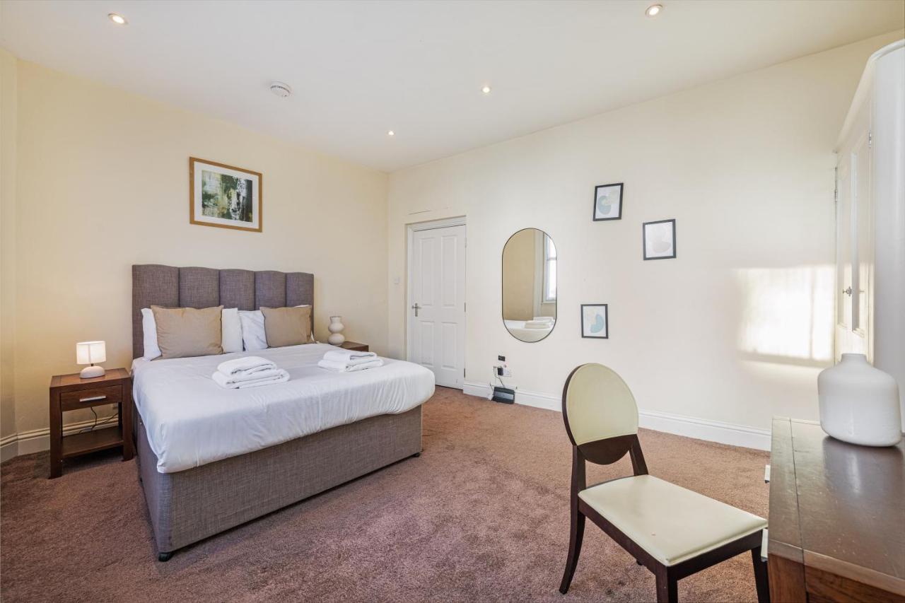 Stayo Leicester Square Apartment London
