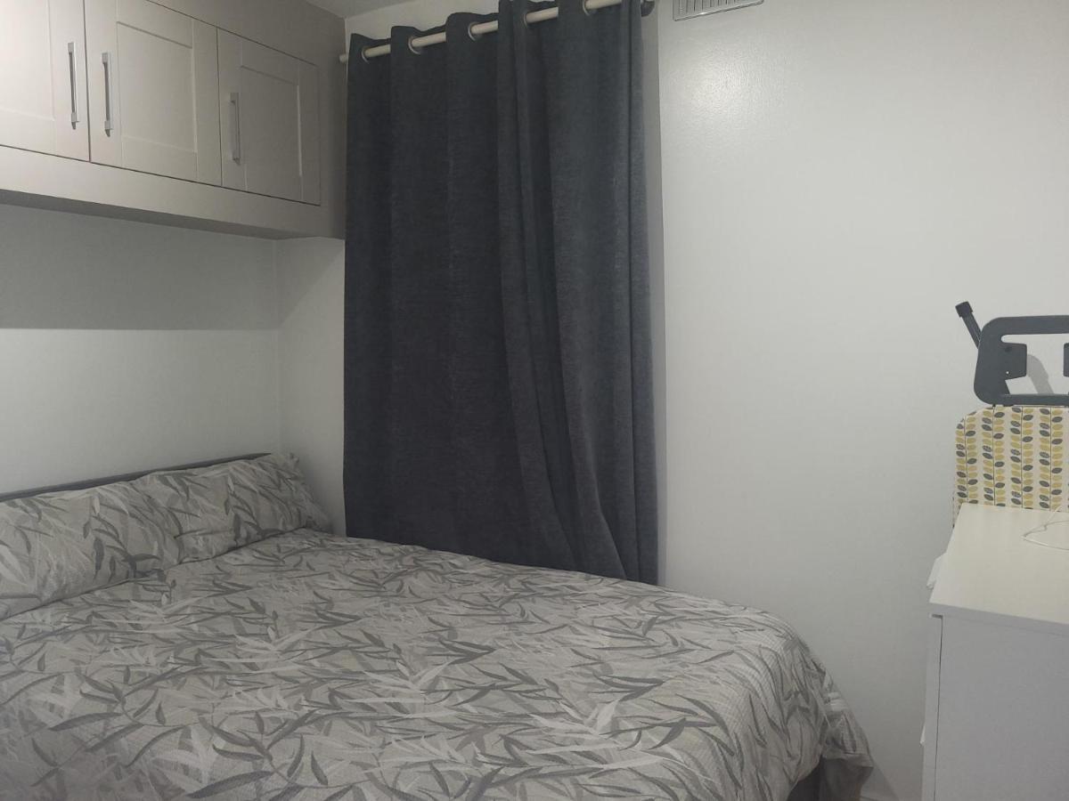 Two Bed Ground Floor - Bermondsey Londen