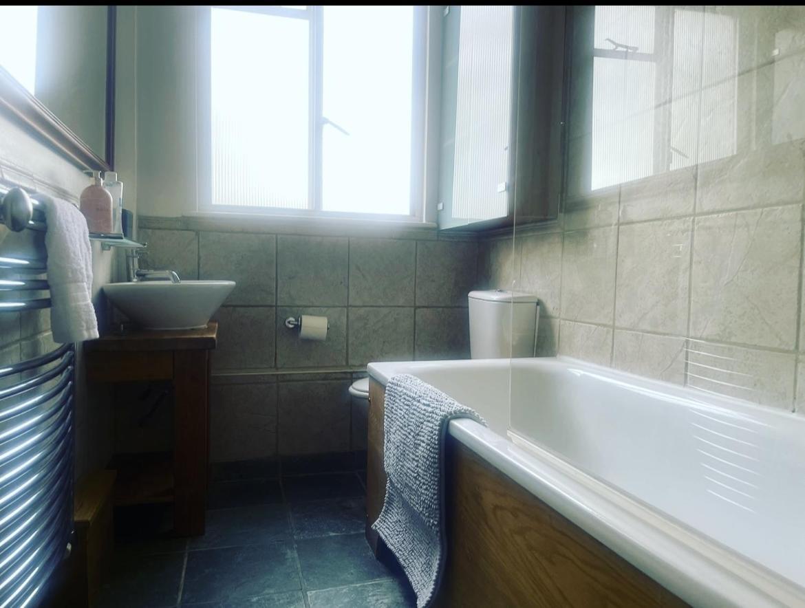 Appartement Luxury 1-bed With Stunning Views Perfect For Short In