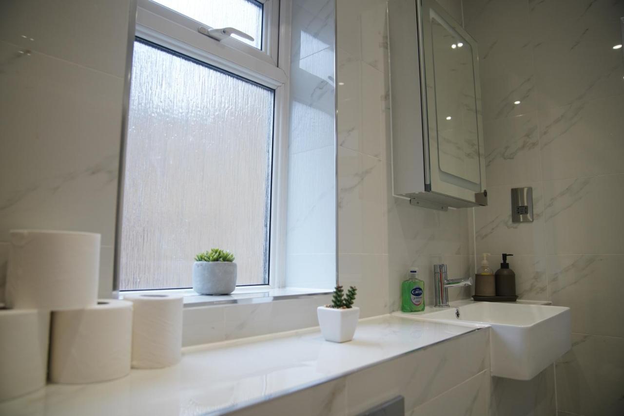 Lux 3bdr For 7 Nr Eye Vakantiehuis