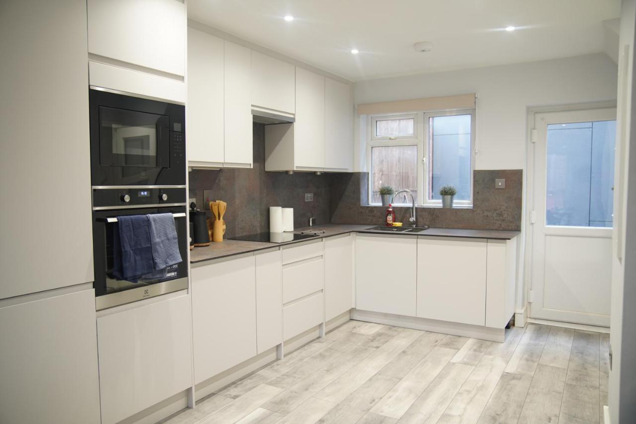 Lux 3bdr For 7 Nr Eye Vakantiehuis *