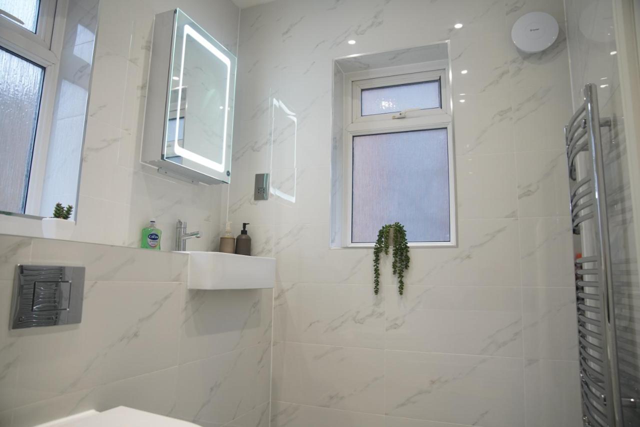 Lux 3bdr For 7 Nr Eye Vakantiehuis *