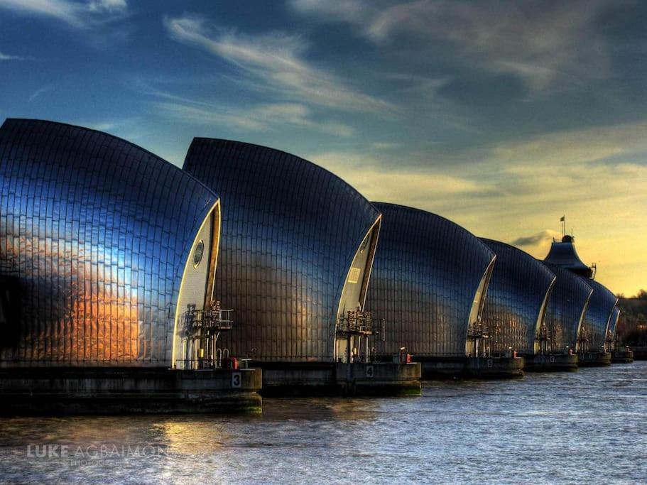 Luxe By Excel * Londres